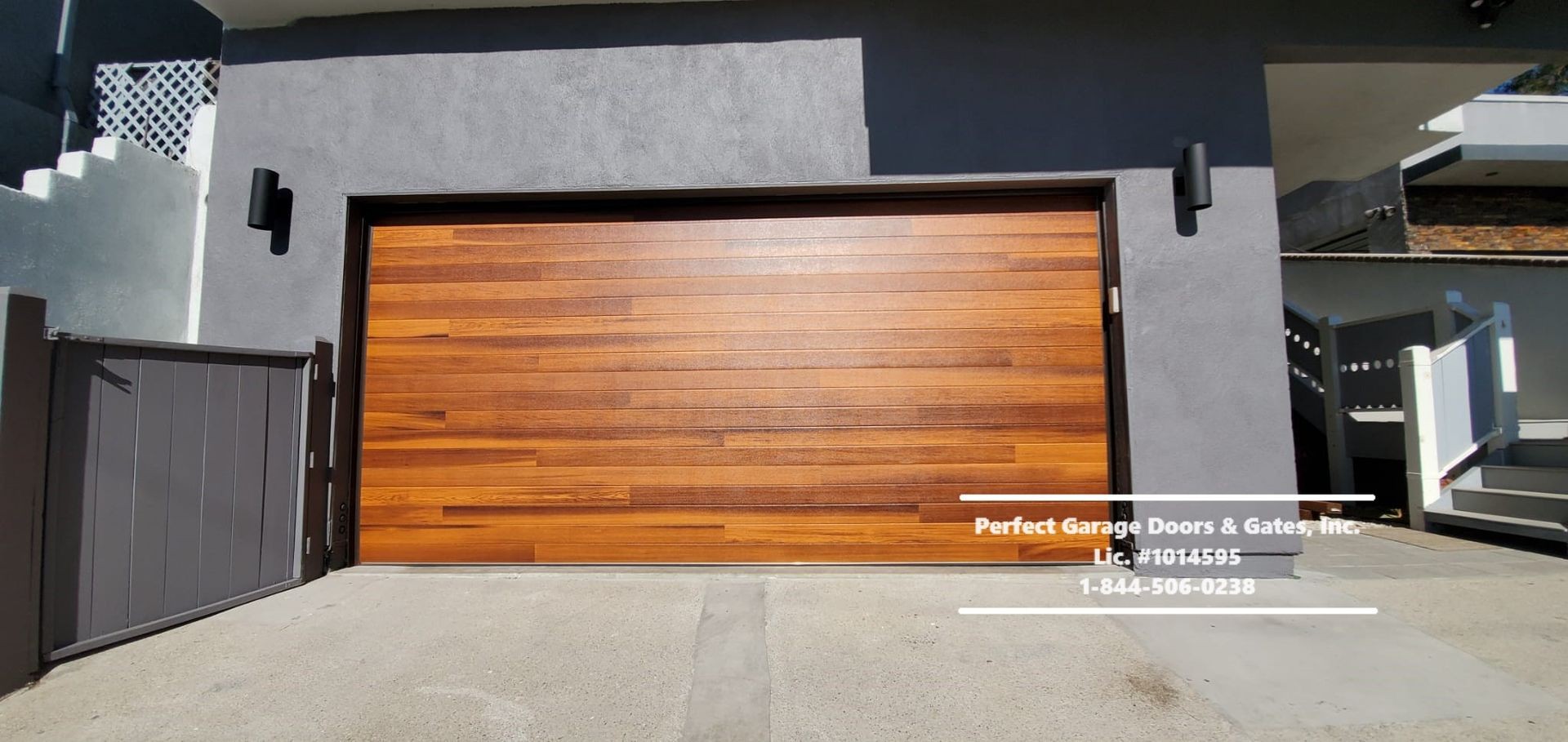 Contemporary Panel Steel Garage Door with Wood Grain Impression