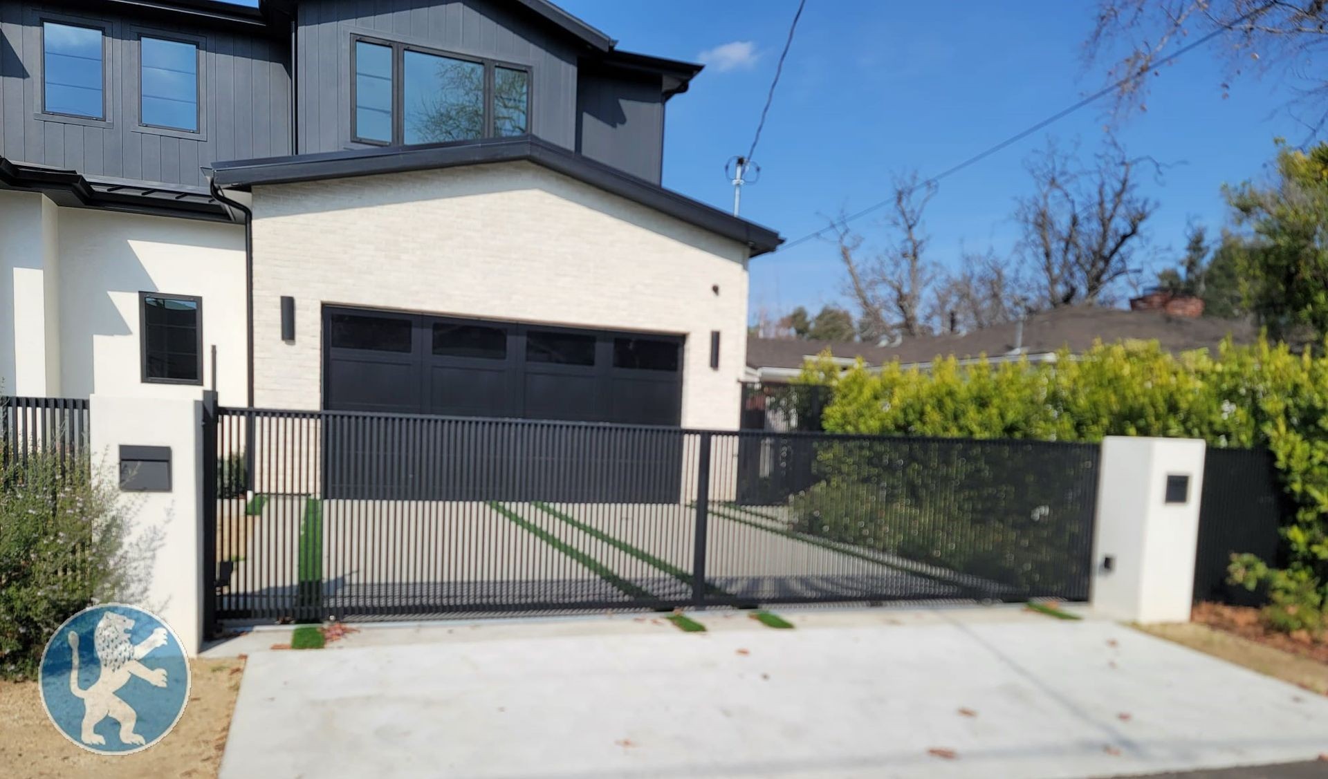 Custom Vertical Iron Double Swing Driveway Gate