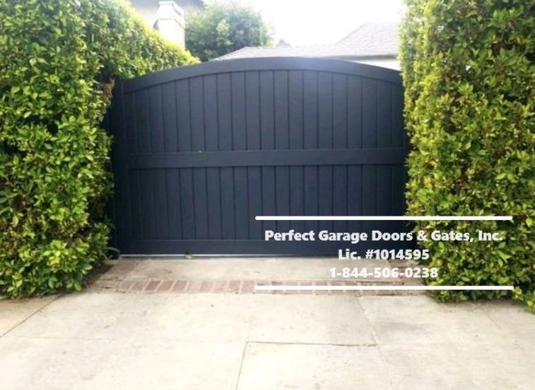 Custom Painted Vertical Wood Gate with Wood Overlay Framing