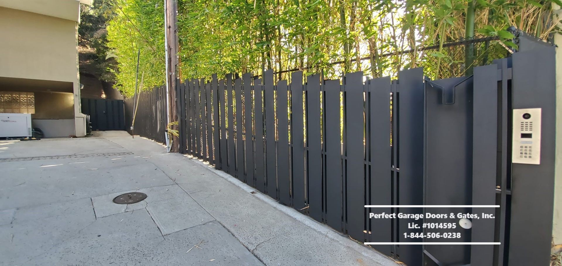 Custom Vertical Flat Iron Fencing