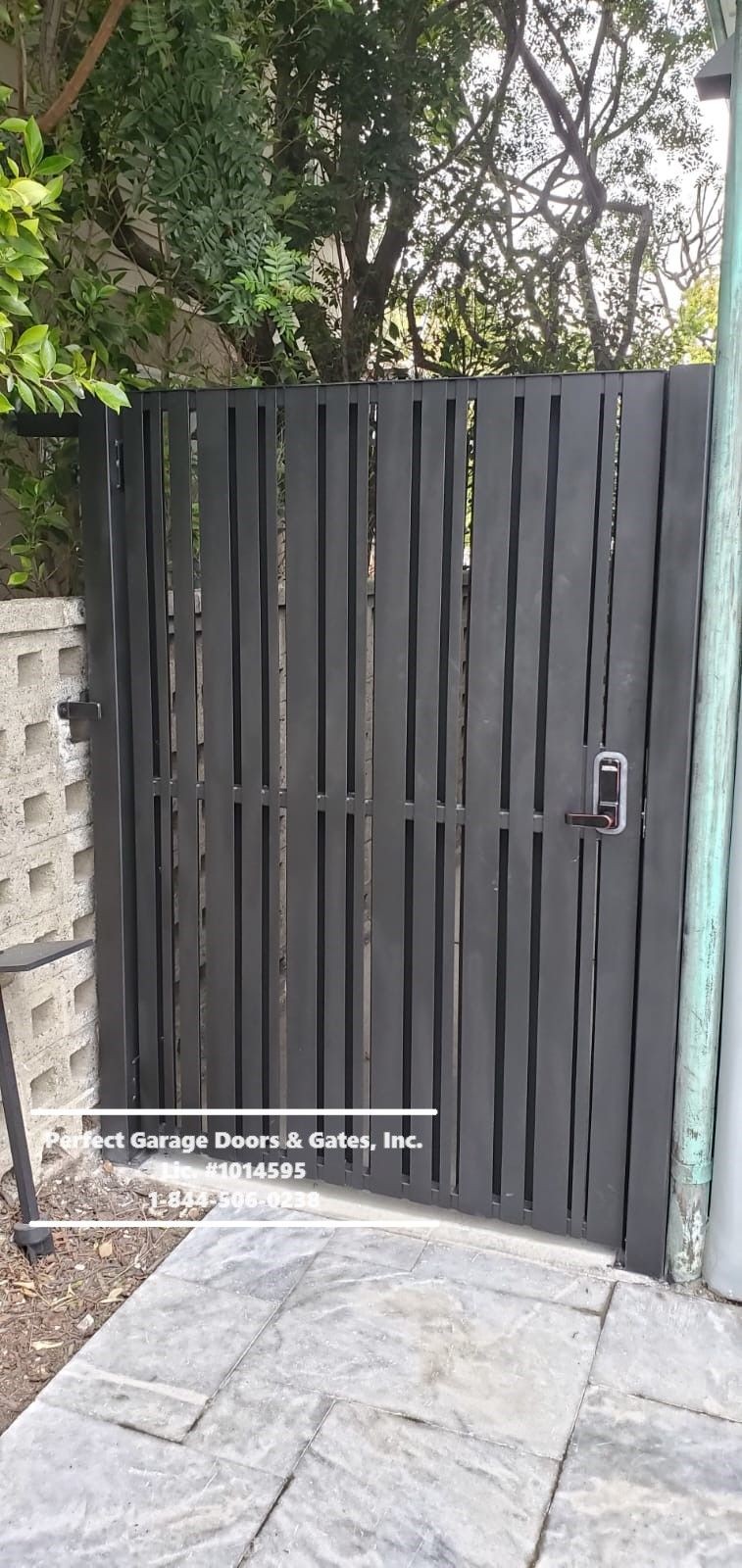 Custom Vertical Flat Iron Side Gate